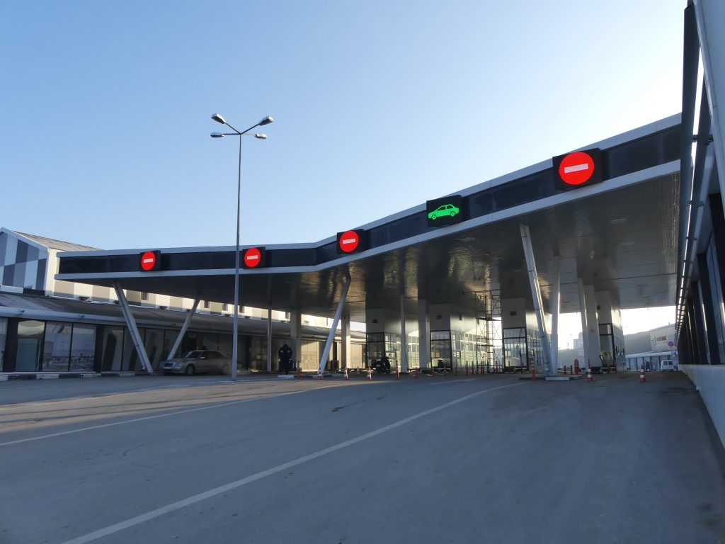 Driving from Armenia to Georgia: Cross-Border Car Rental Guide